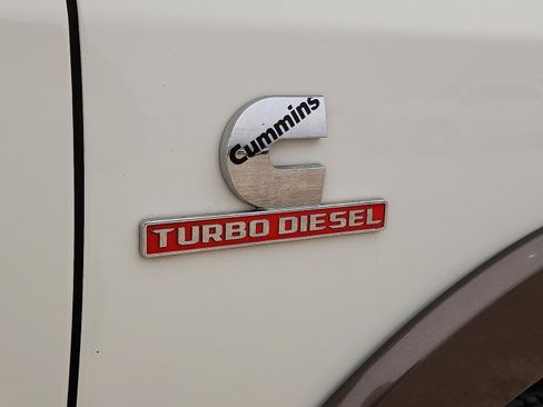 Used 2024 RAM 3500 Limited w/ Towing Technology Group AWD/4WD image 7