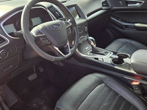 Used 2016 Ford Edge SEL w/ Equipment Group 201A FWD image 5