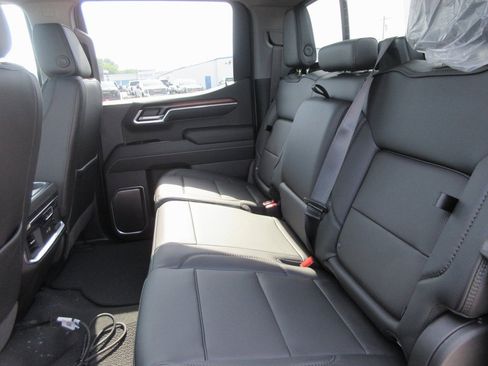 New 2026 GMC Sierra 1500 Denali w/ Denali Reserve Package image 16