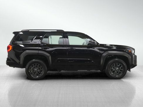 Used 2025 Toyota 4Runner SR5 image 6