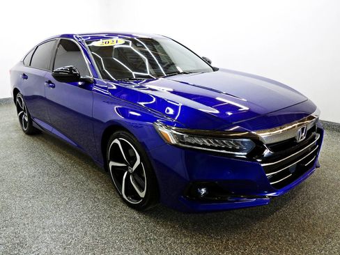 Used 2021 Honda Accord Sport image 3