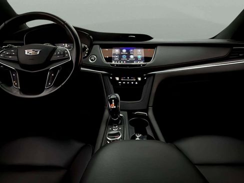 Used 2022 Cadillac XT5 Luxury image 41