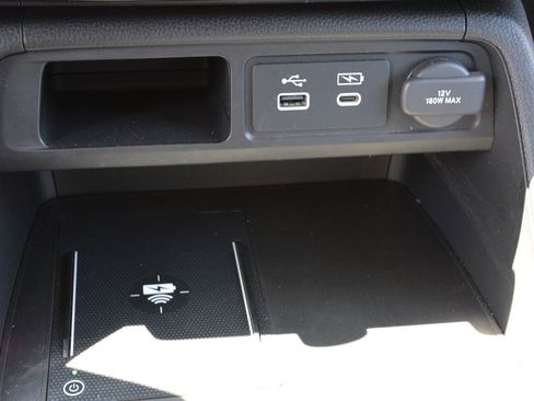 Used 2023 Honda Pilot Elite image 27