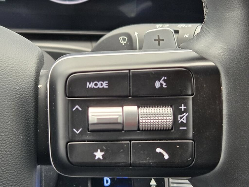 Used 2026 Hyundai Santa Fe SEL AWD/4WD image 24