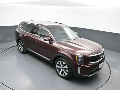Certified 2022 Kia Telluride EX w/ EX Premium Package FWD image 38