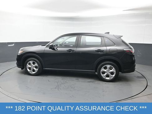 Certified 2023 Honda HR-V LX image 4