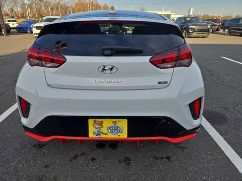 Used 2020 Hyundai Veloster Turbo R-Spec image 9