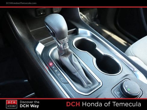 Used 2022 Chevrolet Traverse LS image 11