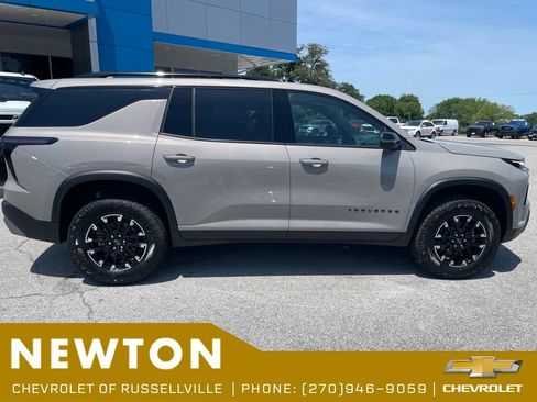 New 2026 Chevrolet Traverse Z71 w/ Driver Confidence Package AWD/4WD image 45