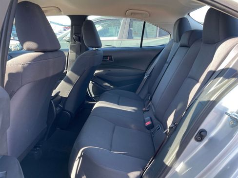 Used 2025 Toyota Corolla LE image 24