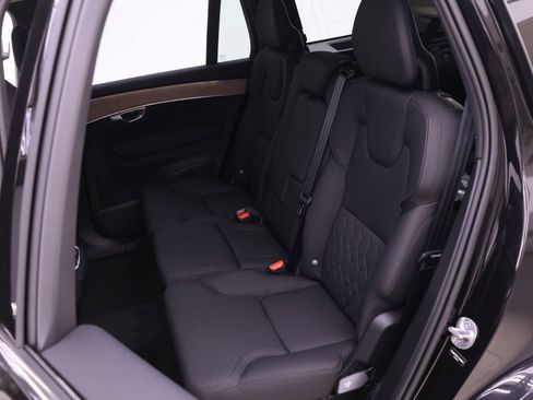 New 2026 Volvo XC90 B6 Plus w/ Protection Package Premier image 14