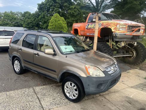 Used 2006 Honda CR-V EX image 2