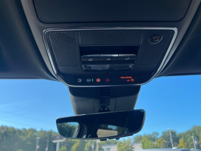 New 2027 Chevrolet Traverse RS w/ LPO, Floor Liner Package FWD image 38