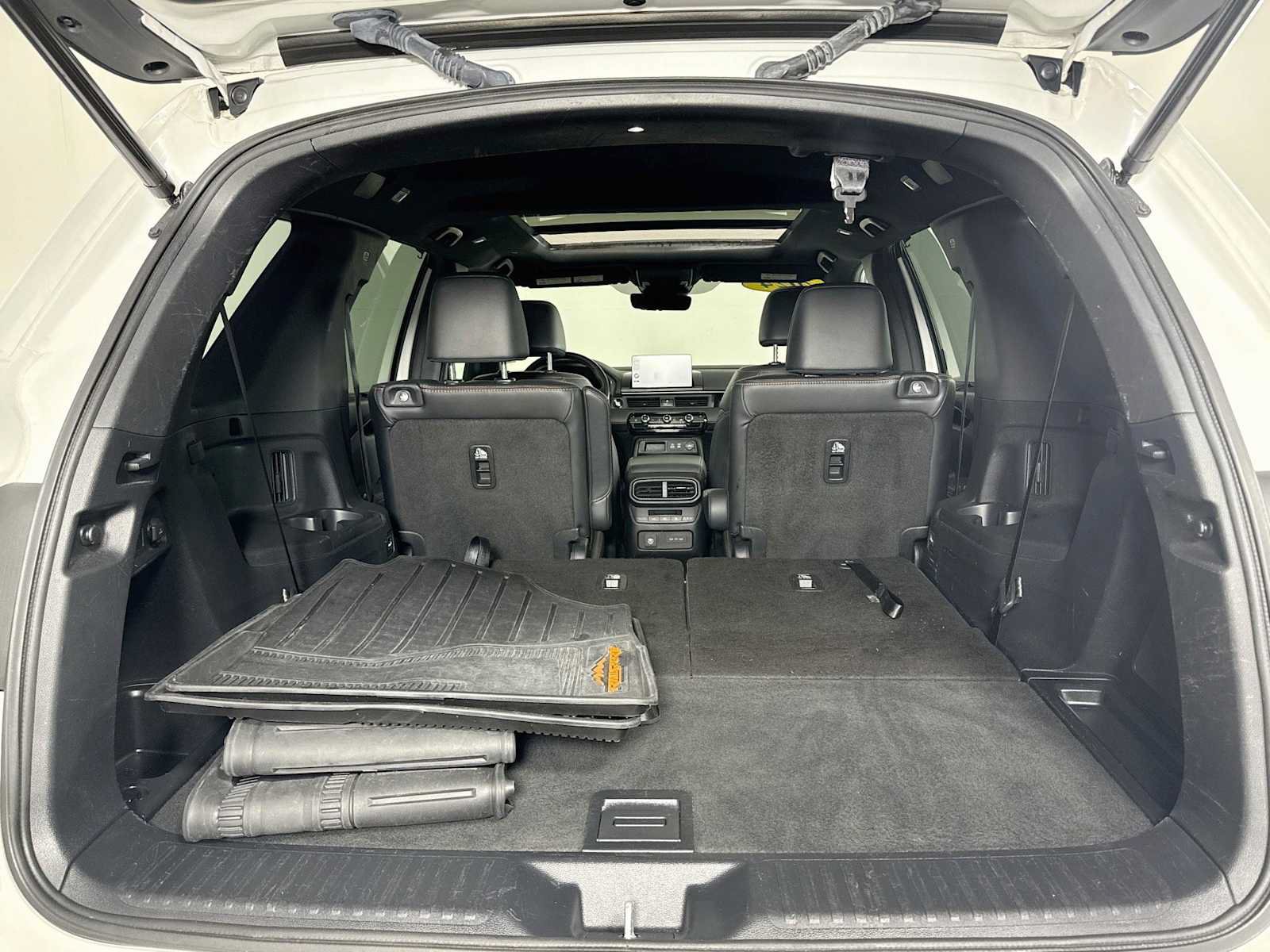 Certified 2024 Honda Pilot TrailSport image 25