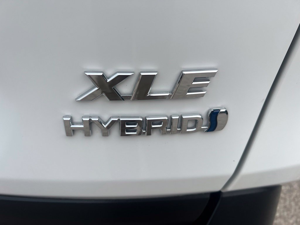 Used 2023 Toyota RAV4 XLE w/ Convenience Package AWD/4WD image 36