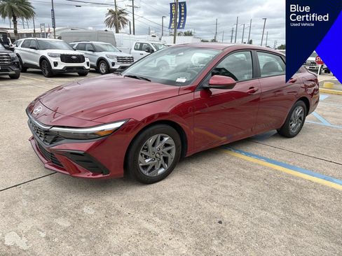 Used 2024 Hyundai Elantra SEL FWD image 5
