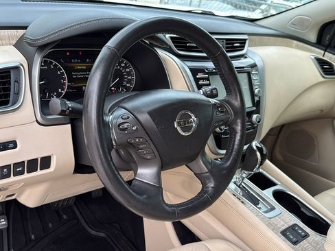 Used 2019 Nissan Murano SL w/ Cargo Package image 15
