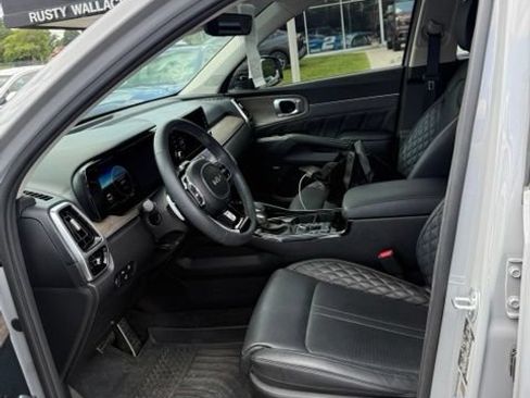 Used 2023 Kia Sorento SX Prestige AWD/4WD image 9