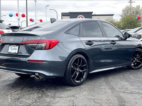 Used 2023 Honda Civic Sport image 11
