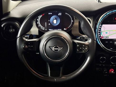 Used 2024 MINI Cooper S image 13