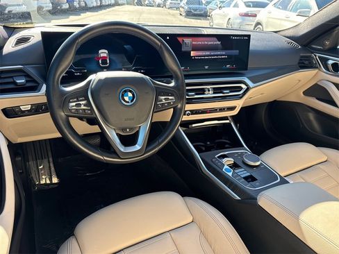 Used 2023 BMW i4 eDrive35 w/ Premium Package image 22