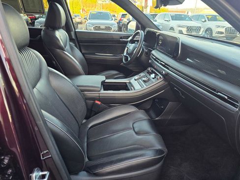 Used 2024 Hyundai Palisade Calligraphy image 11