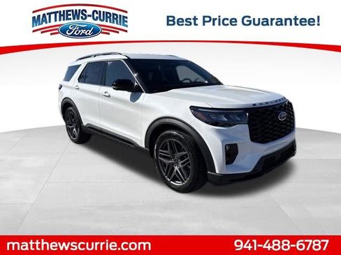 New 2026 Ford Explorer ST-Line w/ ST-Line Street Pack image 1
