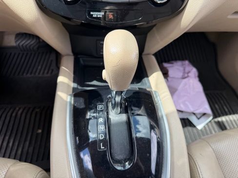 Used 2014 Nissan Rogue SL FWD image 27