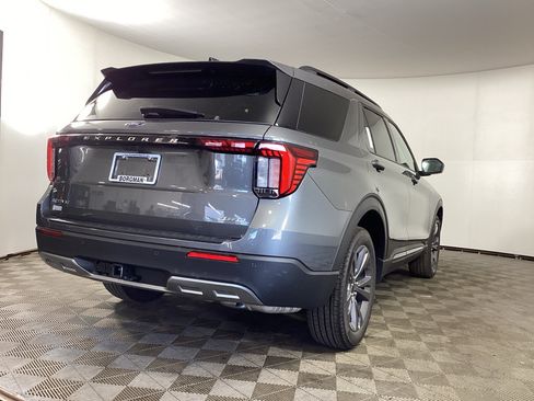 New 2026 Ford Explorer Active w/ Active Comfort Package AWD/4WD image 2