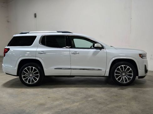Used 2021 GMC Acadia Denali w/ Denali Technology Package image 5