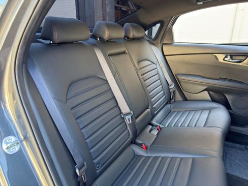Used 2023 Kia Forte GT FWD image 37