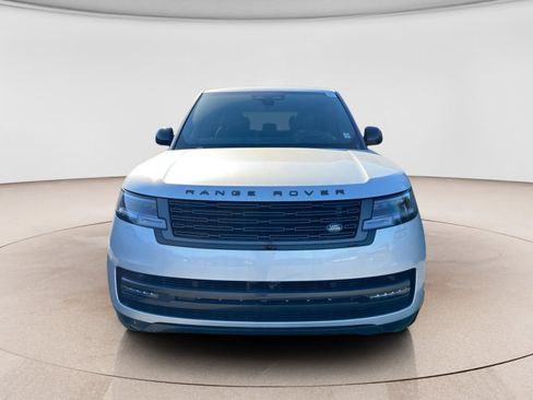 New 2025 Land Rover Range Rover SE AWD/4WD image 2