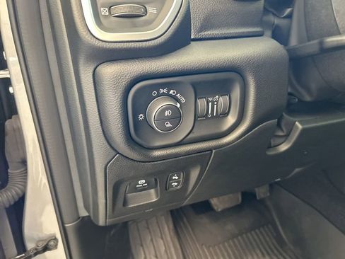 Used 2025 RAM 1500 Big Horn AWD/4WD image 45