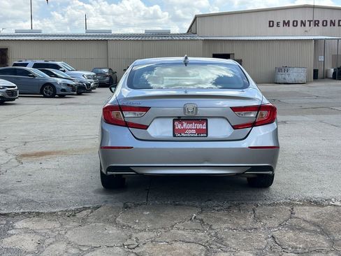 Used 2022 Honda Accord LX image 6