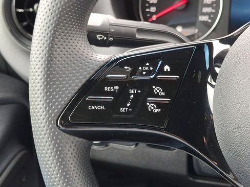 Used 2025 Mercedes-Benz Sprinter 2500 image 21