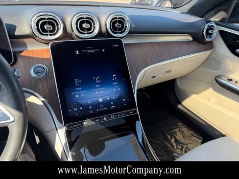 Certified 2022 Mercedes-Benz C 300 4MATIC Sedan image 21