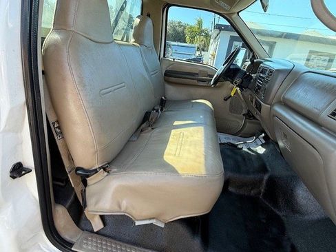 Used 2001 Ford F450 XL image 18