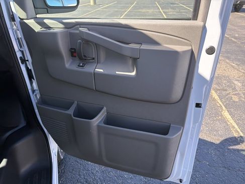 New 2026 Chevrolet Express 3500 w/ Driver Convenience Package RWD image 21