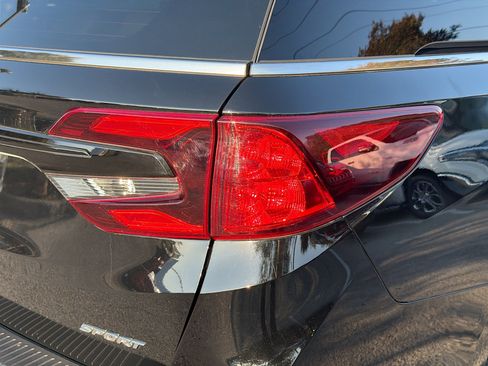 Used 2025 Honda Odyssey Sport-L image 10