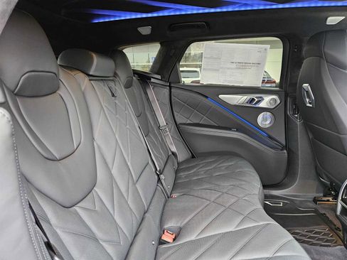 Used 2025 BMW XM image 15