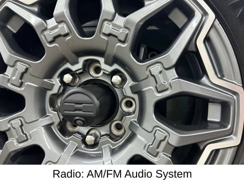 Used 2024 GMC Hummer EV 3X AWD/4WD image 17