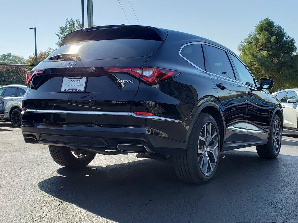 Certified 2024 Acura MDX w/ Technology Package AWD/4WD image 10