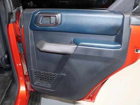 Used 2022 Ford Bronco Outer Banks AWD/4WD image 11