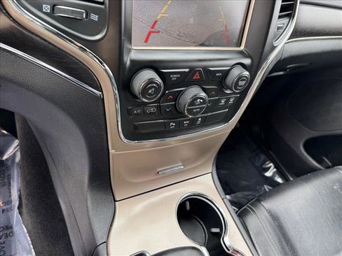 Used 2015 Jeep Grand Cherokee Limited AWD/4WD image 15