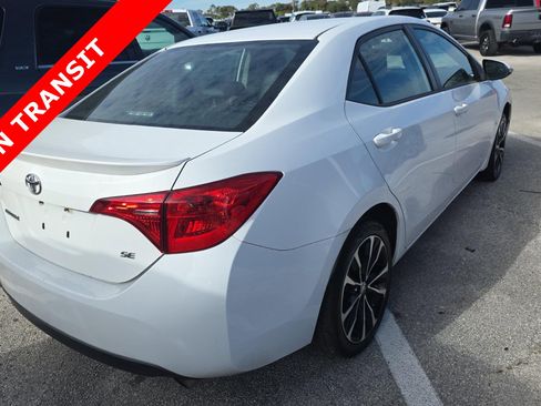 Used 2019 Toyota Corolla SE image 4