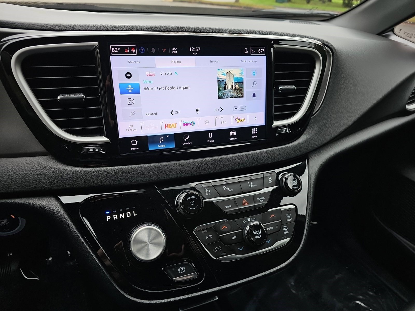Used 2025 Chrysler Pacifica Select FWD image 22