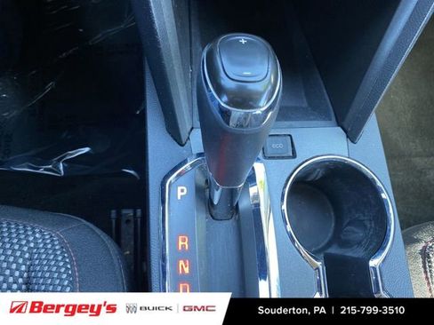 Used 2017 GMC Terrain SLE AWD/4WD image 18