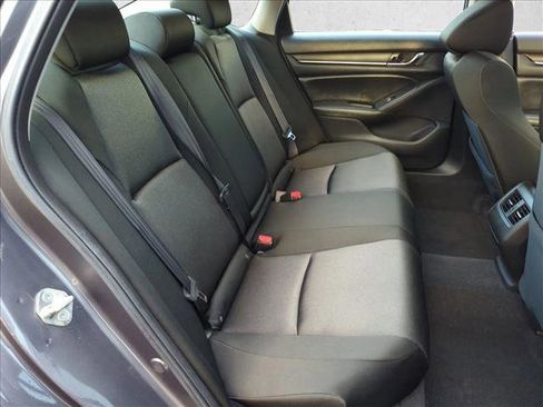 Used 2019 Honda Accord EX image 21