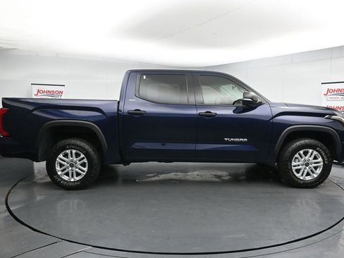 Used 2023 Toyota Tundra SR5 w/ SR5 Convenience Package AWD/4WD image 9