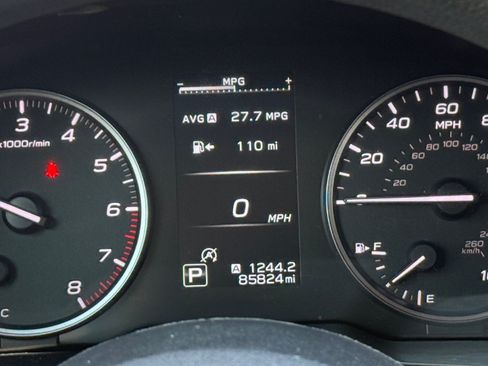 Used 2024 Subaru Outback AWD/4WD image 11